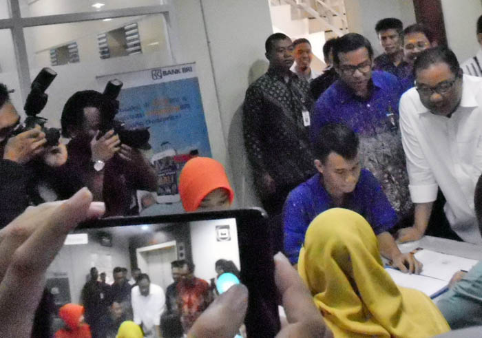 Koperasi Warga Semen Gresik Bangun Pabrik FCB Gress Board Disambut Baik Menkop UKM